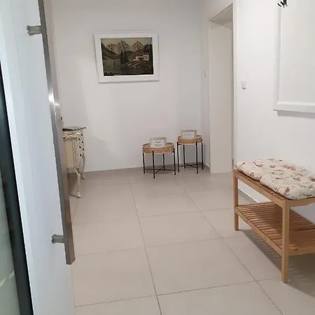Apartment Schoene Ueber Wissen
